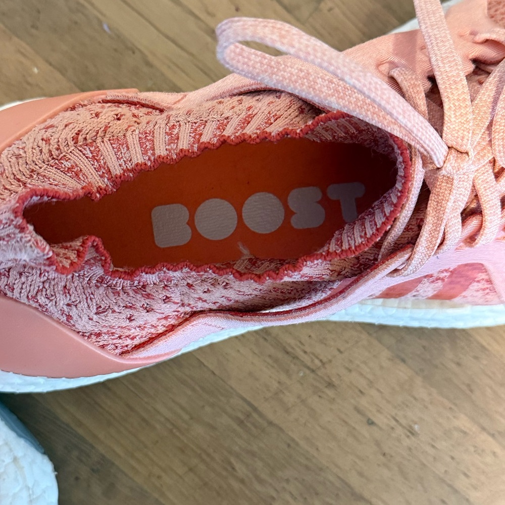 adidas Ultra Boost - Picture 6 of 7